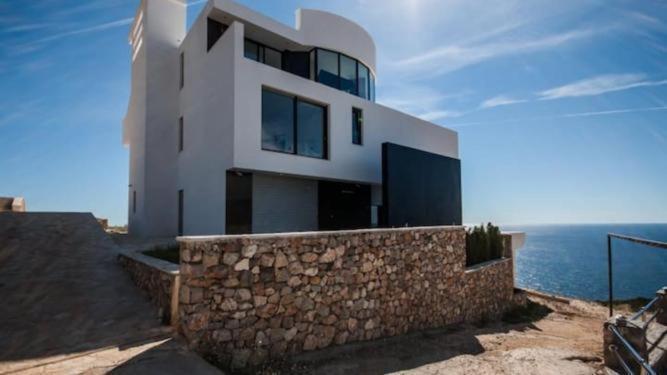 Harizma Villa *